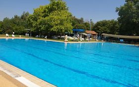 הגושרים מלון בטבע